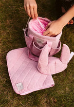 Lade das Bild in den Galerie-Viewer, Steckenpferd Zubehör - Putztasche, verschd. Farben