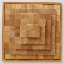 Lade das Bild in den Galerie-Viewer, 100 Holzbausteine Stufenpyramide groß, natur
