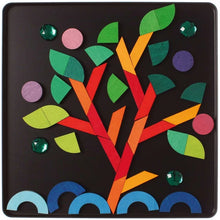 Lade das Bild in den Galerie-Viewer, Magnetspiel Grundformen mit Glitzersteinen