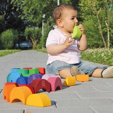 Lade das Bild in den Galerie-Viewer, Stapelspiel Mondhäuschen ab 1 - 8 Jahre