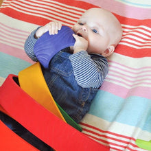 Lade das Bild in den Galerie-Viewer, Regenbogen gross Grimms 12 teilig 38 cm