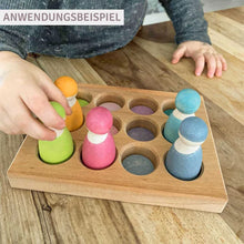 Lade das Bild in den Galerie-Viewer, Regenbogen Sortierbrettchen Steckspiel ab 1 Jahr pastell