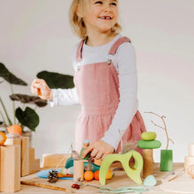 Lade das Bild in den Galerie-Viewer, Kreatives Spielset Wald 19 Teile