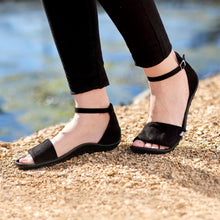 Lade das Bild in den Galerie-Viewer, Leguano Jara