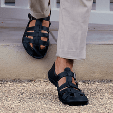 Lade das Bild in den Galerie-Viewer, Leguano JARO black