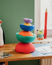 Lade das Bild in den Galerie-Viewer, Original Stapelstein Inside rainbow classic