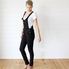 Lade das Bild in den Galerie-Viewer, The Jetset