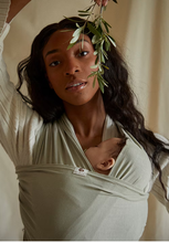 Lade das Bild in den Galerie-Viewer, Coracor Tragetuch - elastisch, Biobaumwolle, einfarbig, div. Farben