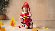 Lade das Bild in den Galerie-Viewer, Feuerwehr Set Plantoys