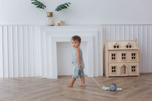 Lade das Bild in den Galerie-Viewer, Viktorianisches Puppenhaus Plantoys