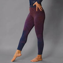 Lade das Bild in den Galerie-Viewer, 7/8 Yoga-Leggings Violett Spirit - violett-blue
