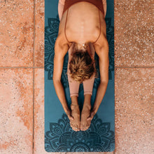 Lade das Bild in den Galerie-Viewer, Infinity Yoga Matte - Mandala Teal
